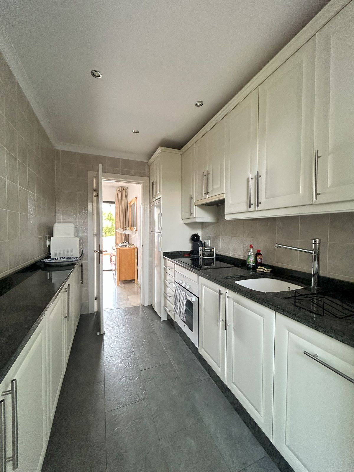 Appartement te koop in Calahonda | 2 slaapkamers H5141035