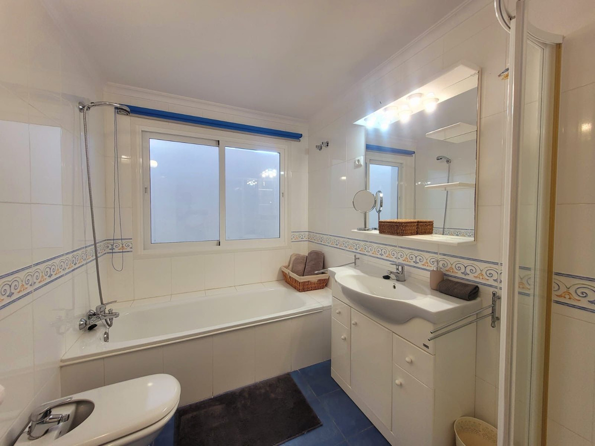 Appartement te koop in Calahonda | 2 slaapkamers H5141035