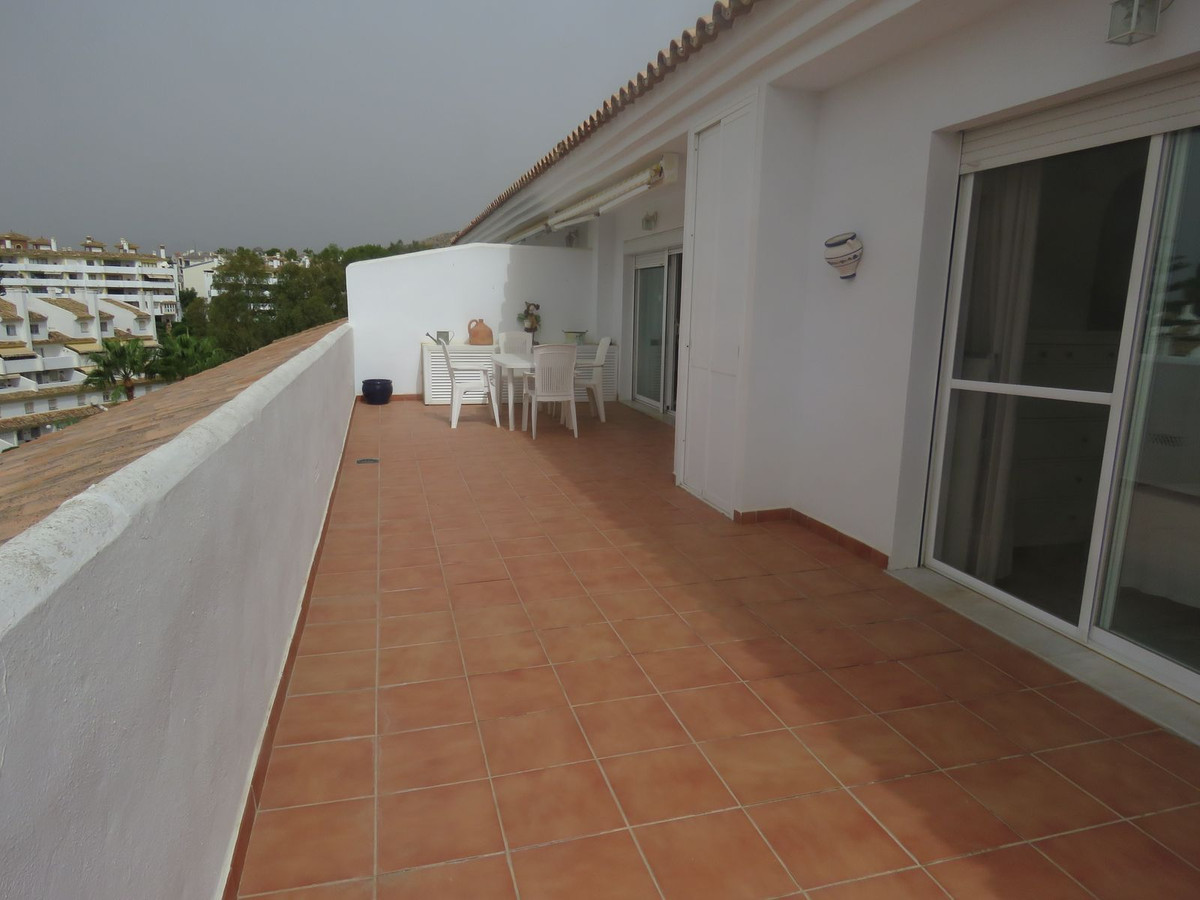 Penthouse te koop in Calahonda | 2 slaapkamers H5143807