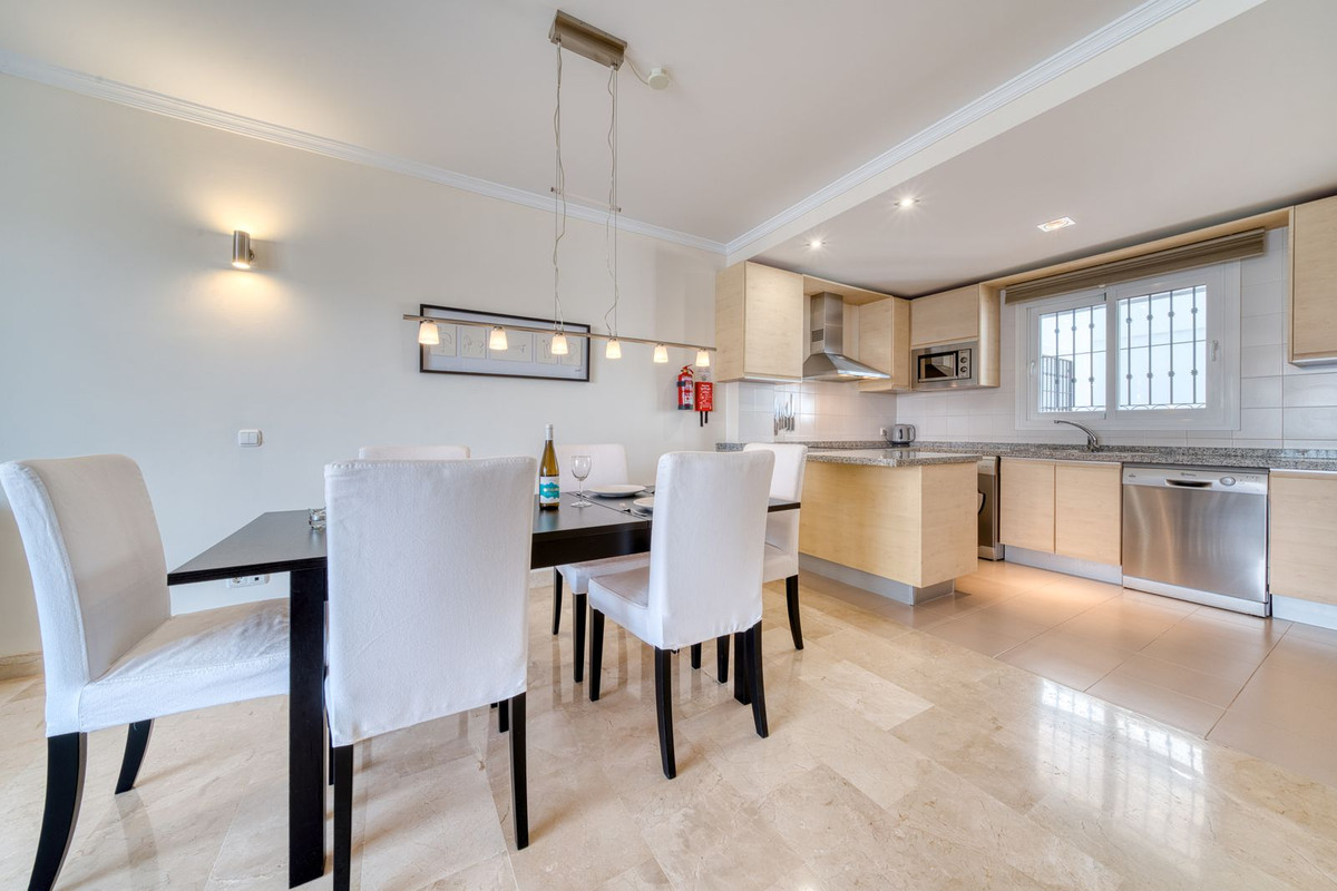 Appartement te koop in Calahonda | 2 slaapkamers H5143924