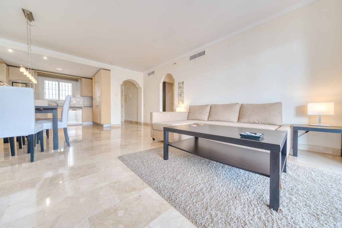 Appartement te koop in Calahonda | 2 slaapkamers H5143924