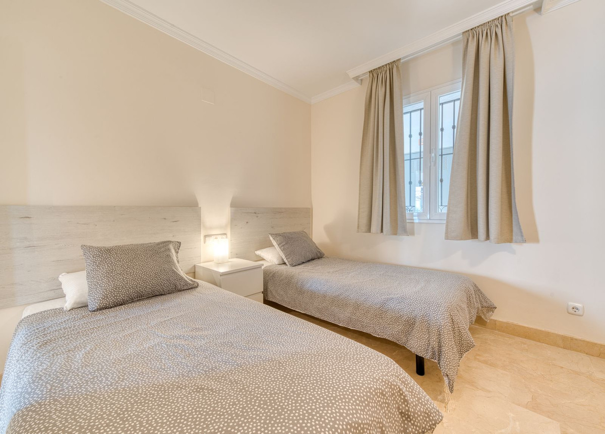 Appartement te koop in Calahonda | 2 slaapkamers H5143924