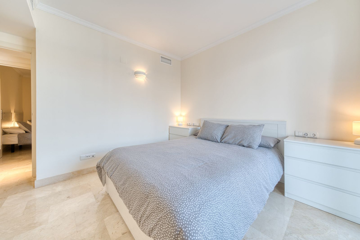 Appartement te koop in Calahonda | 2 slaapkamers H5143924