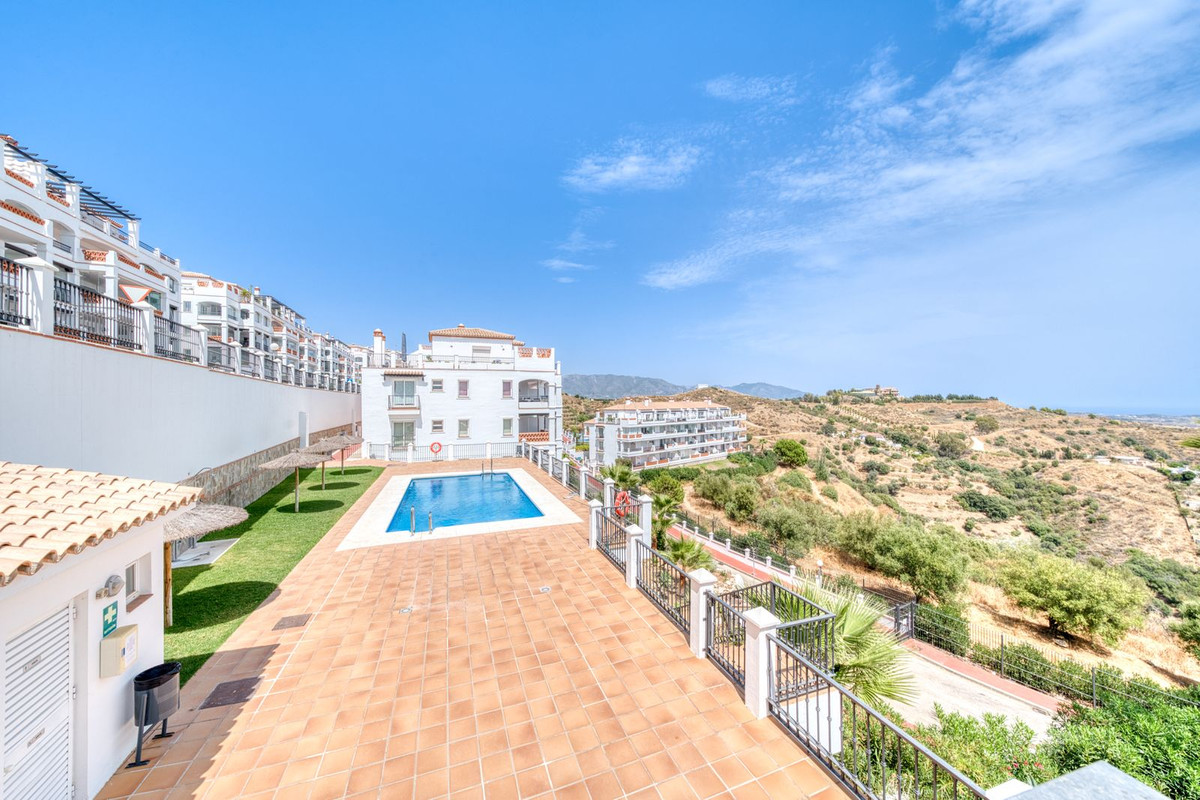 Appartement te koop in Calahonda | 2 slaapkamers H5143924