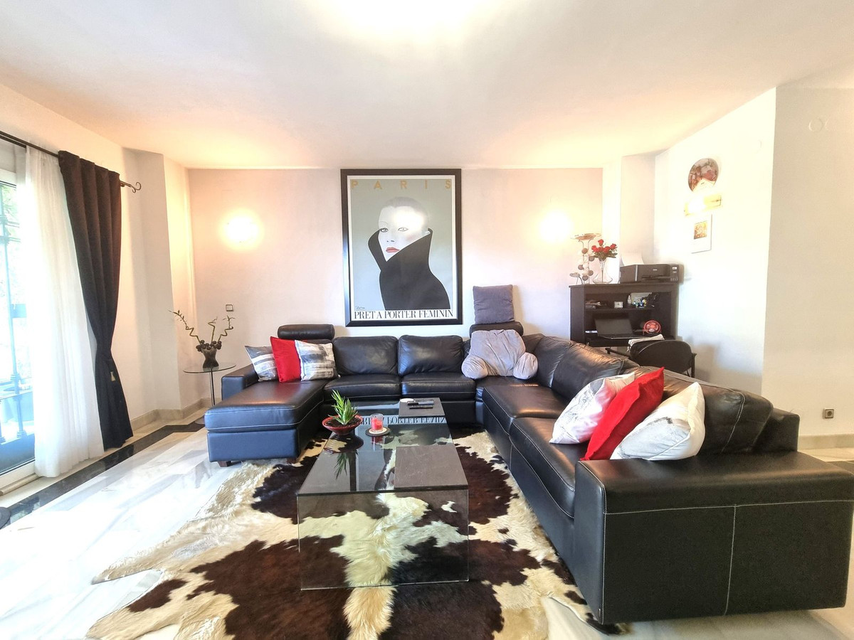 Appartement te koop in Calahonda | 2 slaapkamers H5147920