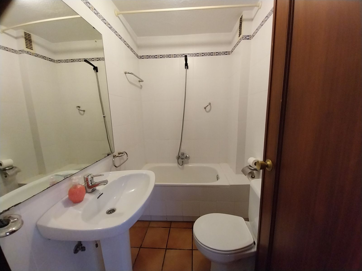 Appartement te koop in Calahonda | 2 slaapkamers H5149831