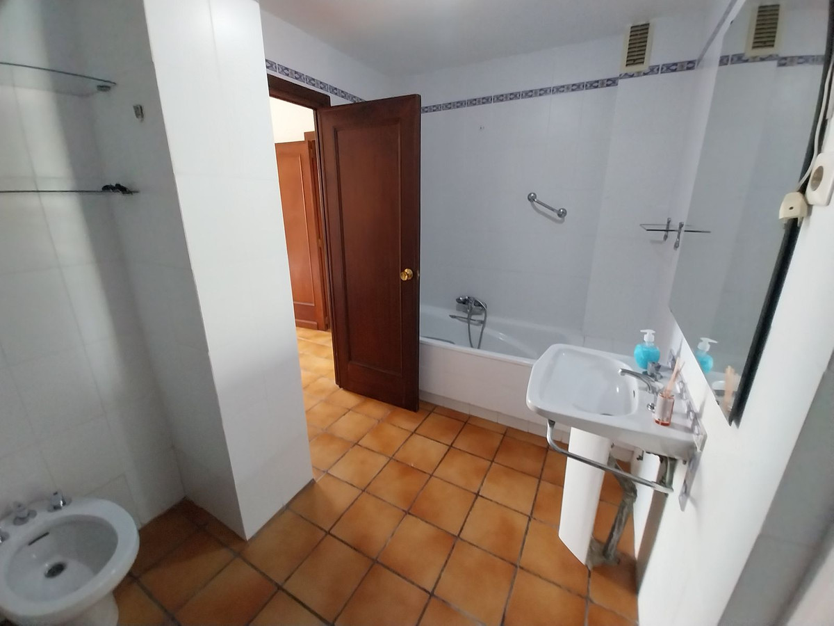 Appartement te koop in Calahonda | 2 slaapkamers H5149831