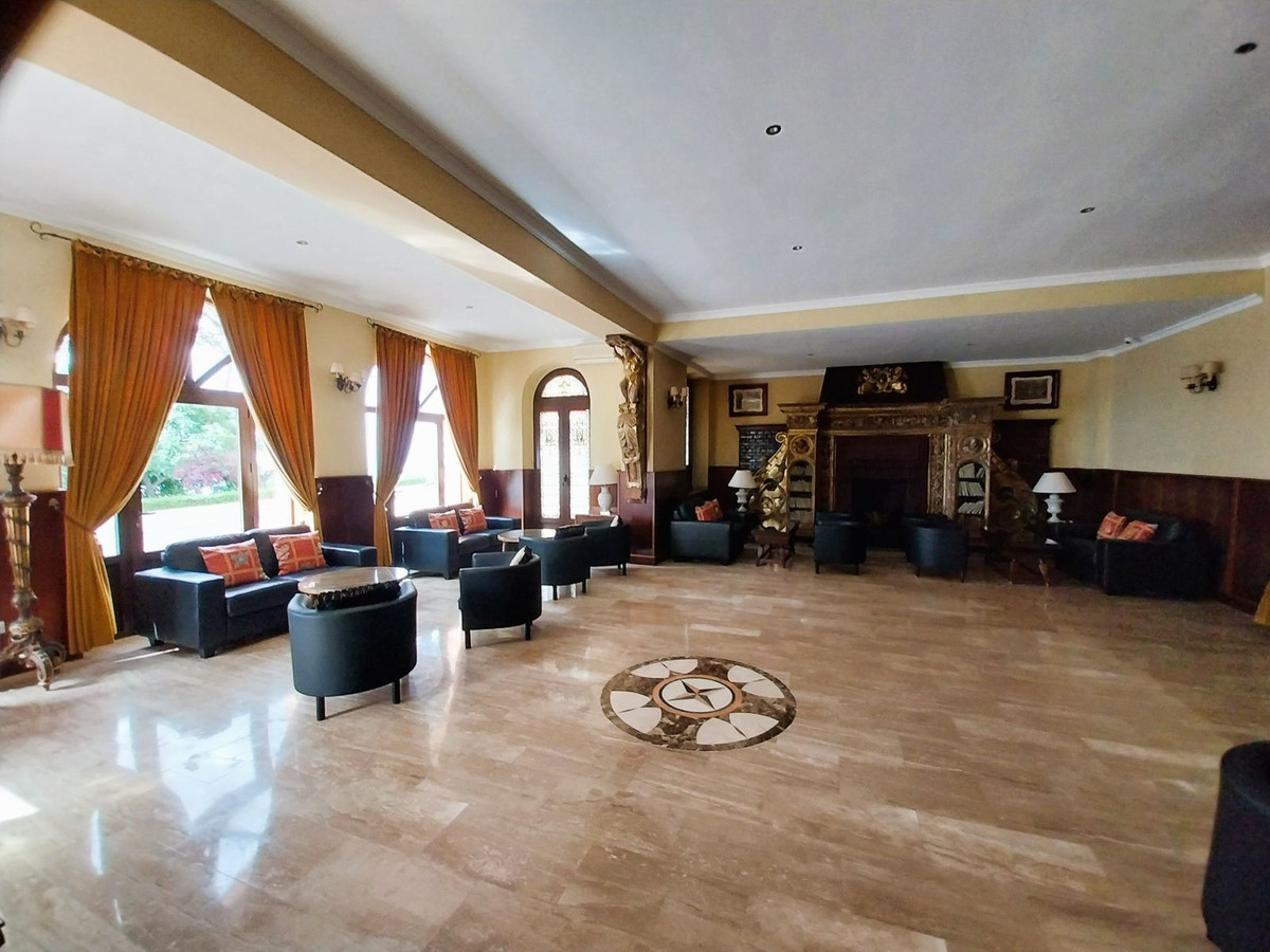 Appartement te koop in Calahonda | 2 slaapkamers H5149831