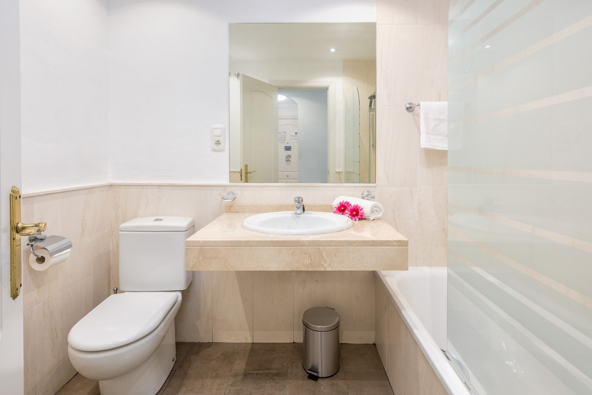 Appartement te koop in Calahonda | 2 slaapkamers H5152033