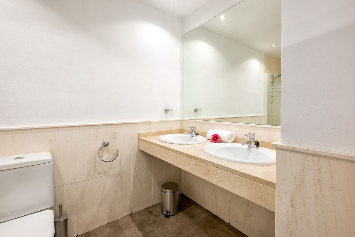 Appartement te koop in Calahonda | 2 slaapkamers H5152033