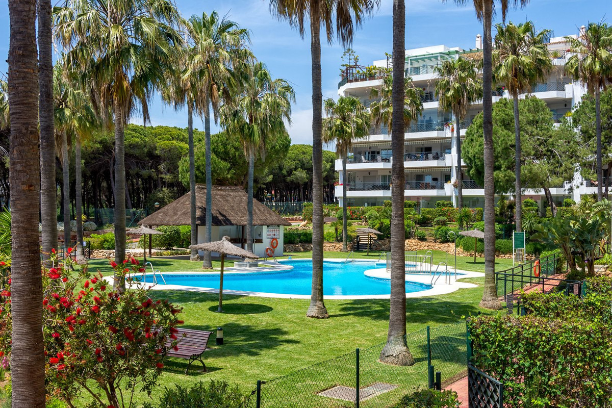 Appartement te koop in Calahonda | 2 slaapkamers H5152033