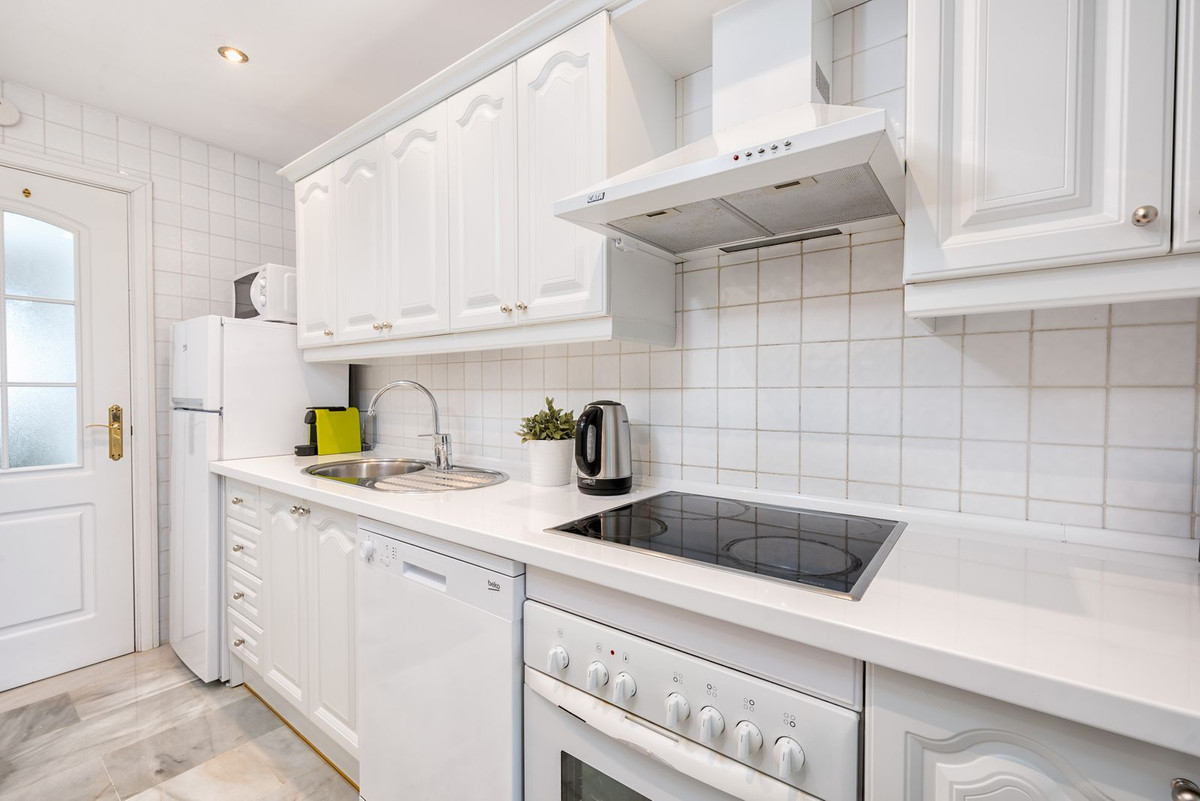 Appartement te koop in Calahonda | 2 slaapkamers H5152033