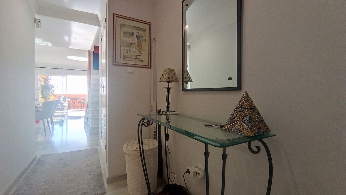 Appartement te koop in Calahonda | 3 slaapkamers H5153656