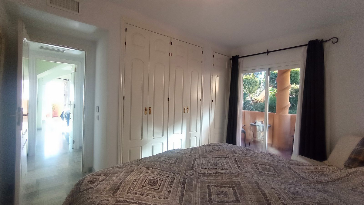 Appartement te koop in Calahonda | 3 slaapkamers H5153656