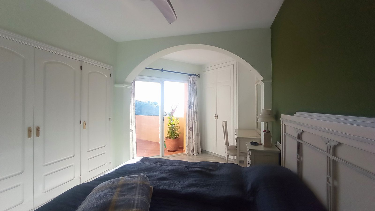 Appartement te koop in Calahonda | 3 slaapkamers H5153656
