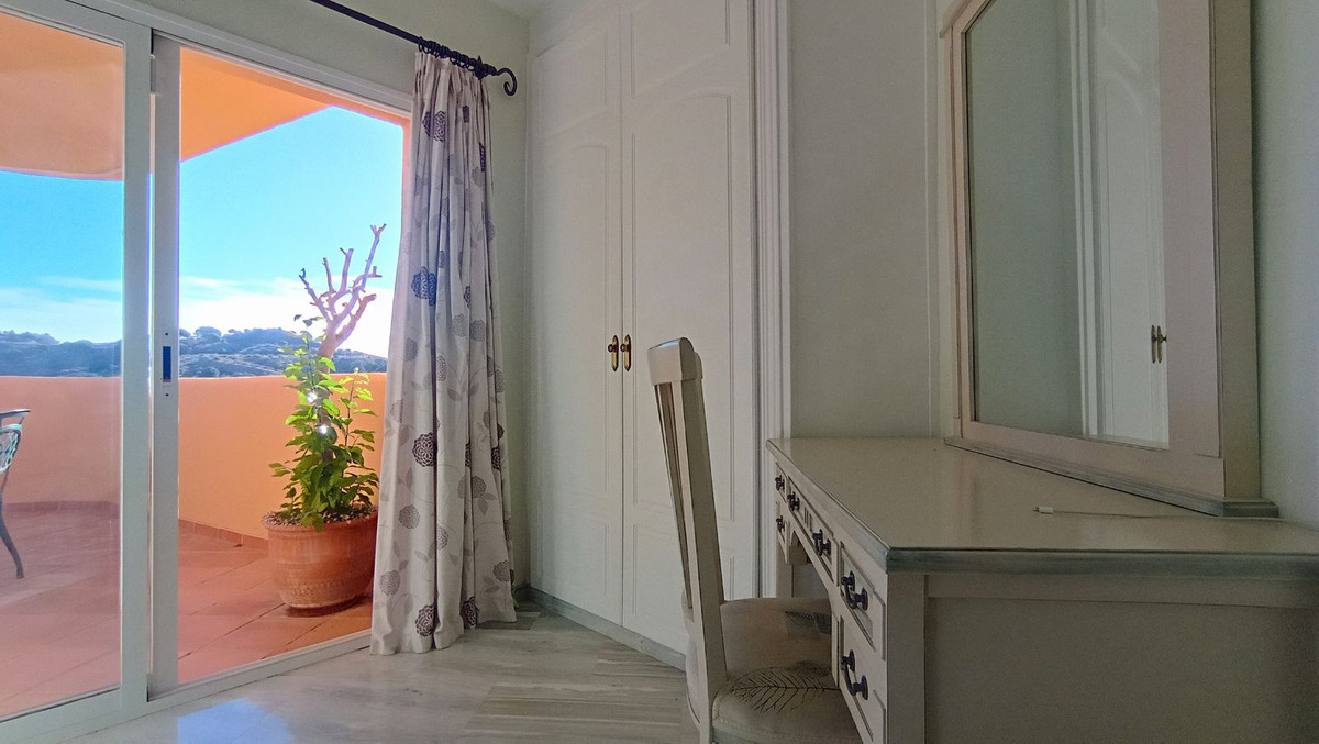 Appartement te koop in Calahonda | 3 slaapkamers H5153656