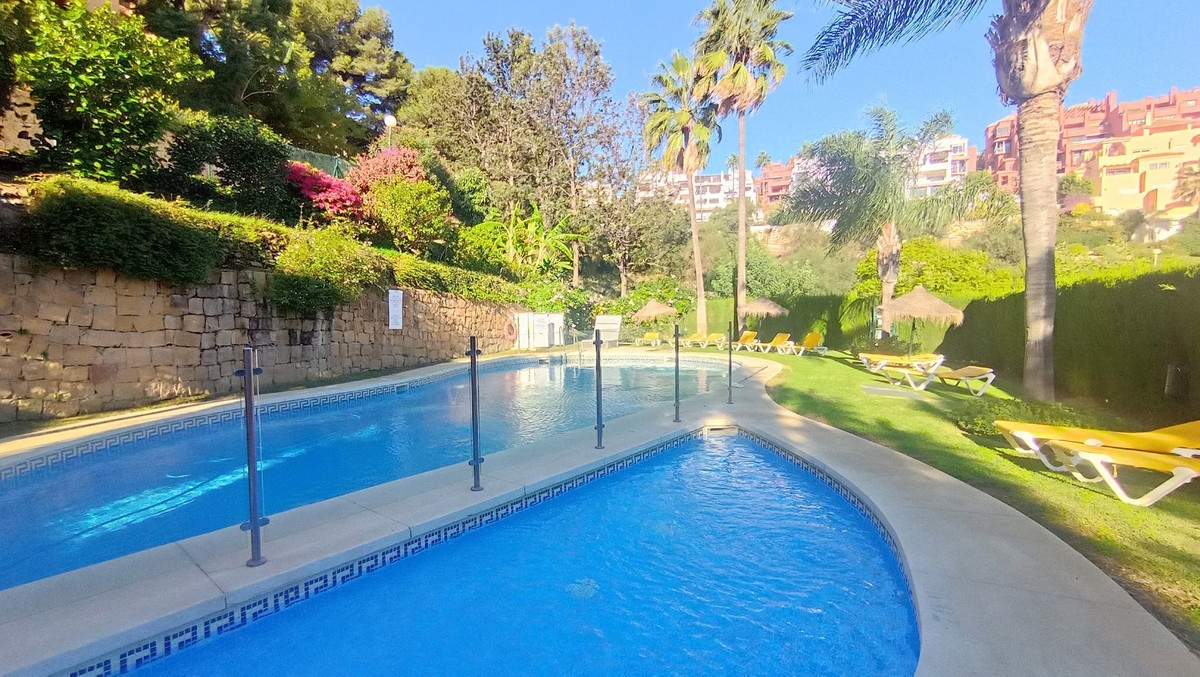 Appartement te koop in Calahonda | 3 slaapkamers H5153656
