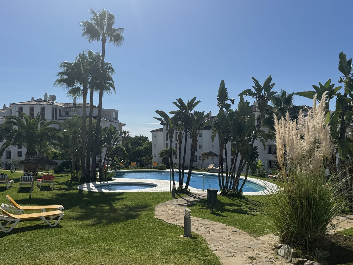 Appartement te koop in Calahonda | 2 slaapkamers H5160382