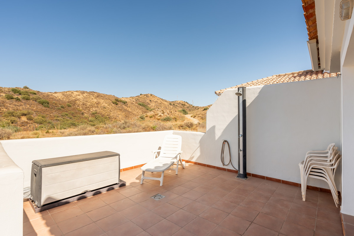 Penthouse te koop in Calahonda | 2 slaapkamers H5188114
