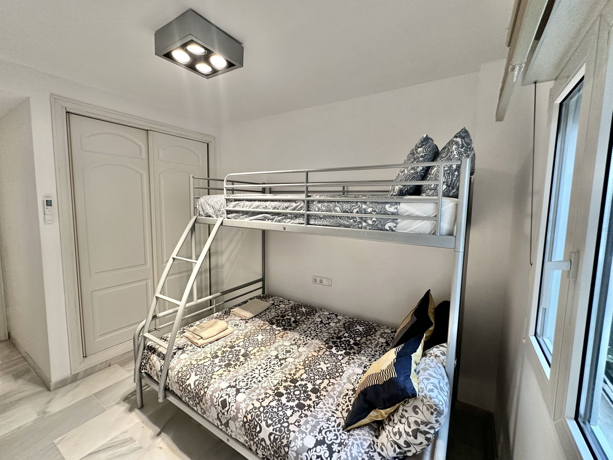 Appartement te koop in Calahonda | 2 slaapkamers H5209186