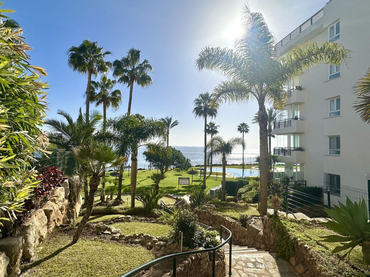 Appartement te koop in Calahonda | 2 slaapkamers H5209186