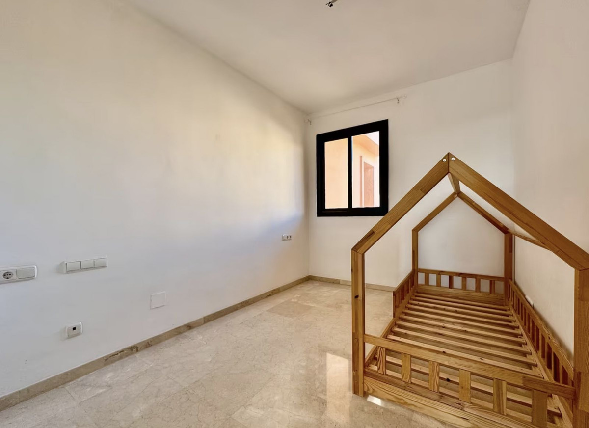 Appartement te koop in Calahonda | 3 slaapkamers H5231086