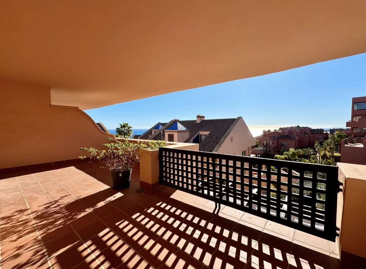 Appartement te koop in Calahonda | 3 slaapkamers H5231086