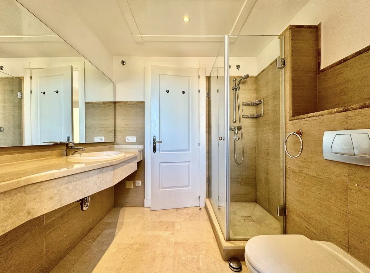 Appartement te koop in Calahonda | 3 slaapkamers H5231086