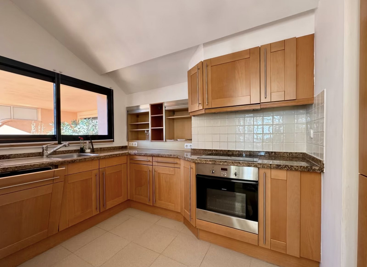 Appartement te koop in Calahonda | 3 slaapkamers H5231086