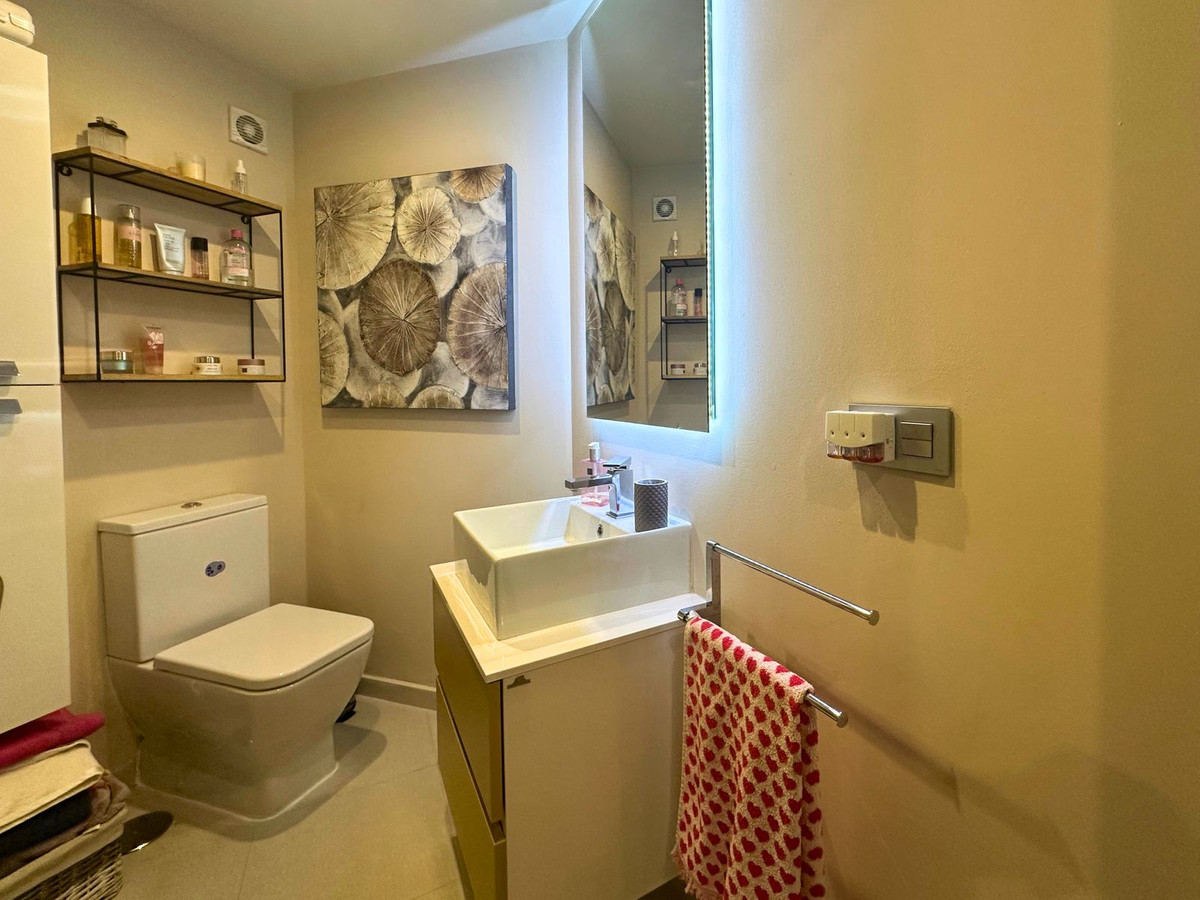 Appartement te koop in Calahonda | 2 slaapkamers H5232235