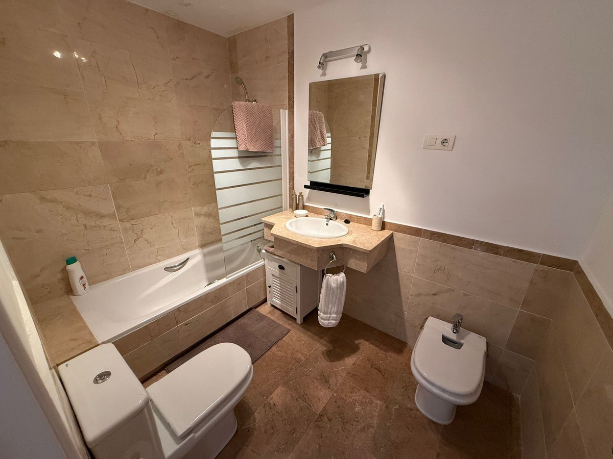 Appartement te koop in Calahonda | 2 slaapkamers H5235694