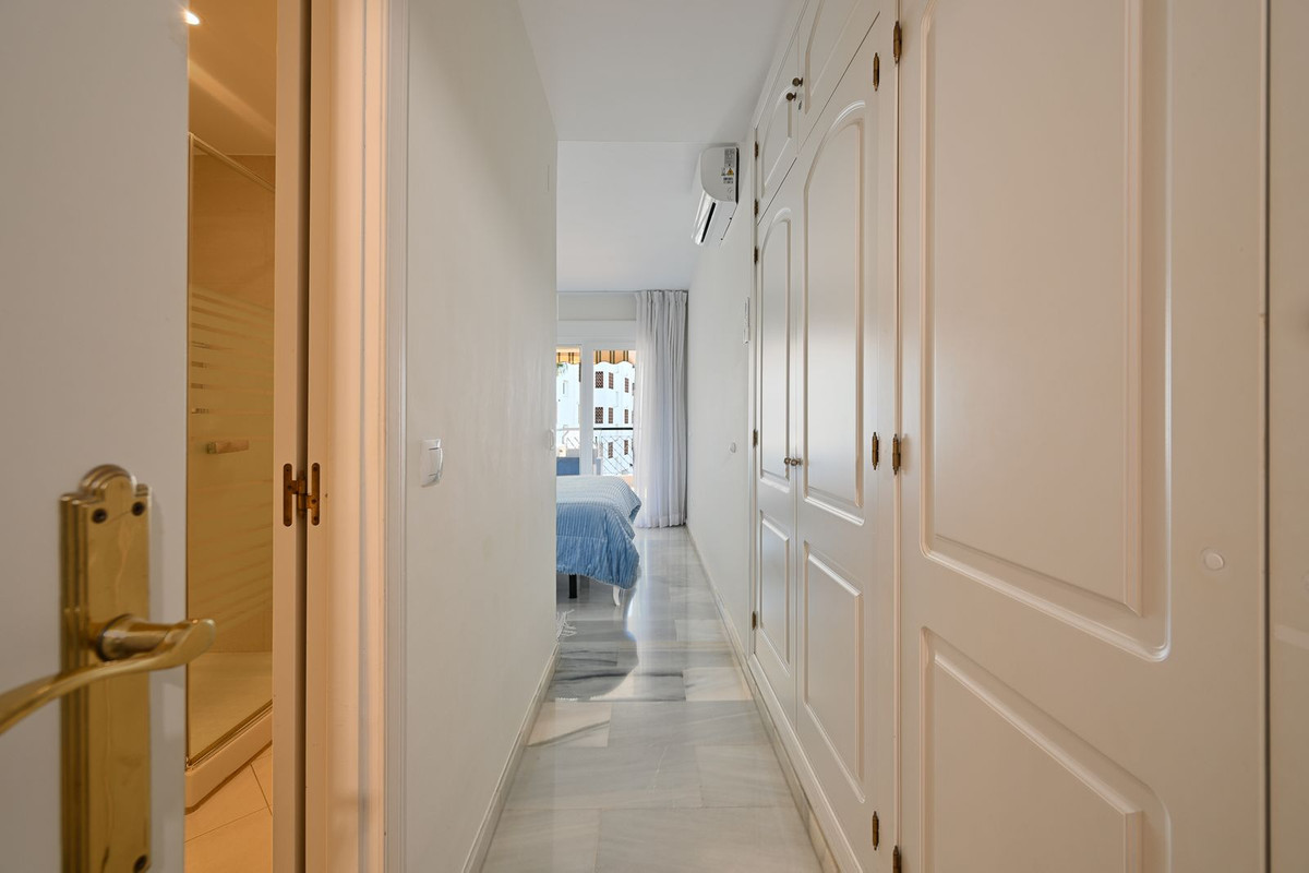 Appartement te koop in Calahonda | 2 slaapkamers H5256958