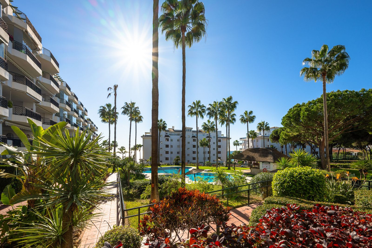 Appartement te koop in Calahonda | 2 slaapkamers H5256958