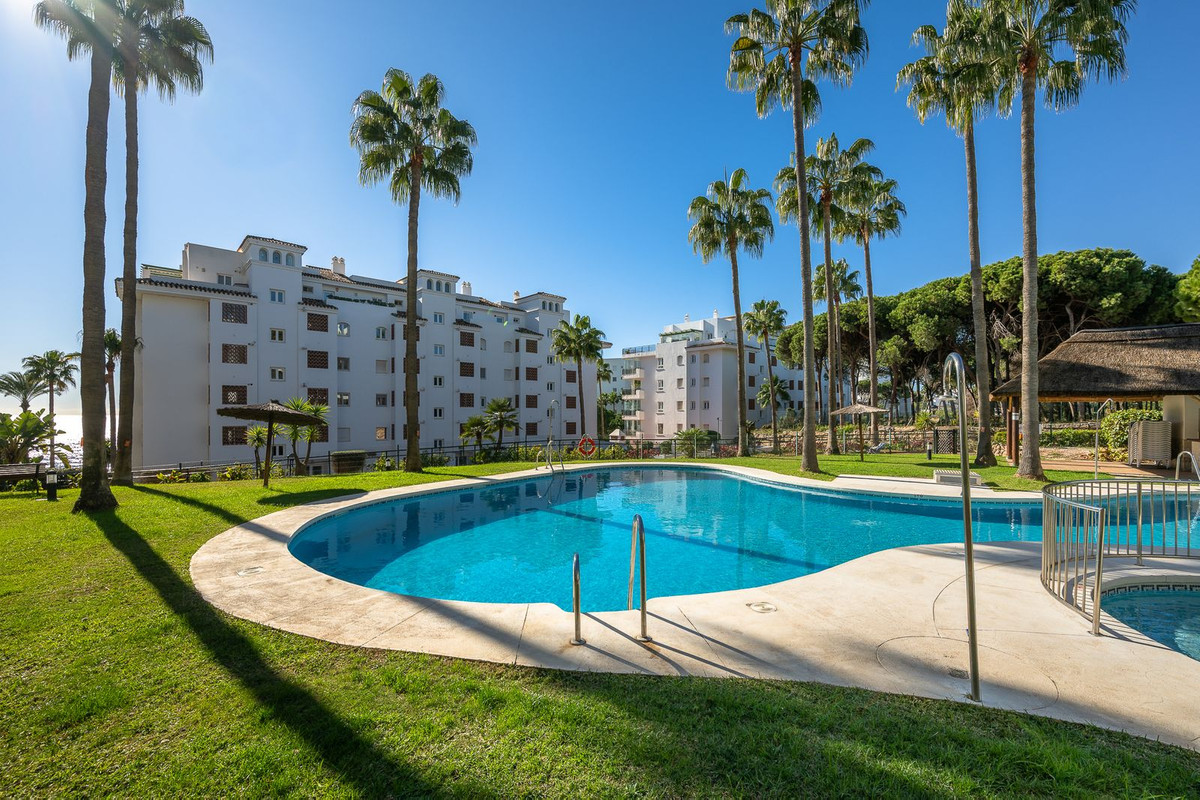 Appartement te koop in Calahonda | 2 slaapkamers H5256958