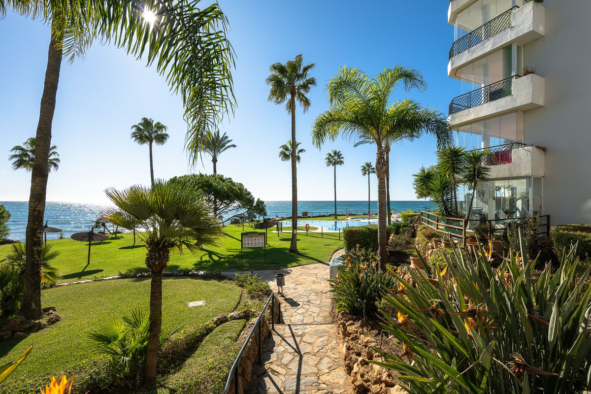 Appartement te koop in Calahonda | 2 slaapkamers H5256958