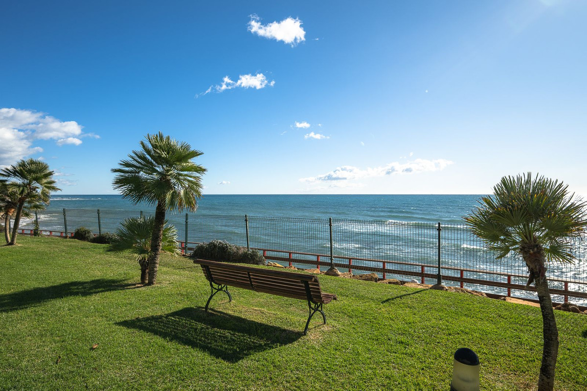 Appartement te koop in Calahonda | 2 slaapkamers H5256958