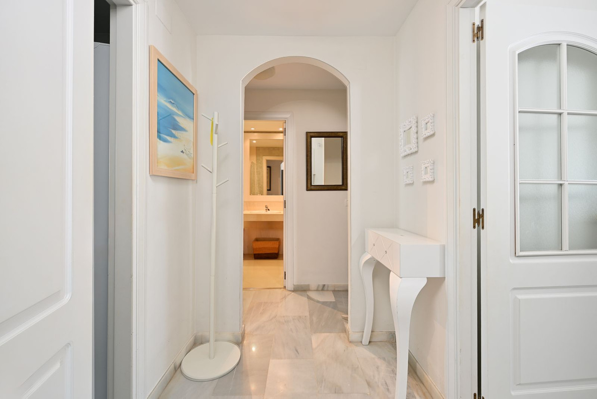 Appartement te koop in Calahonda | 2 slaapkamers H5256958