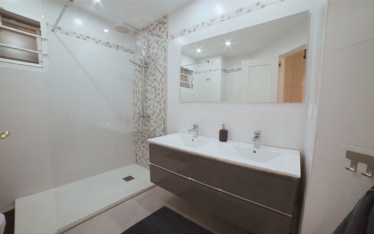 Appartement te koop in Calahonda | 2 slaapkamers H5257657