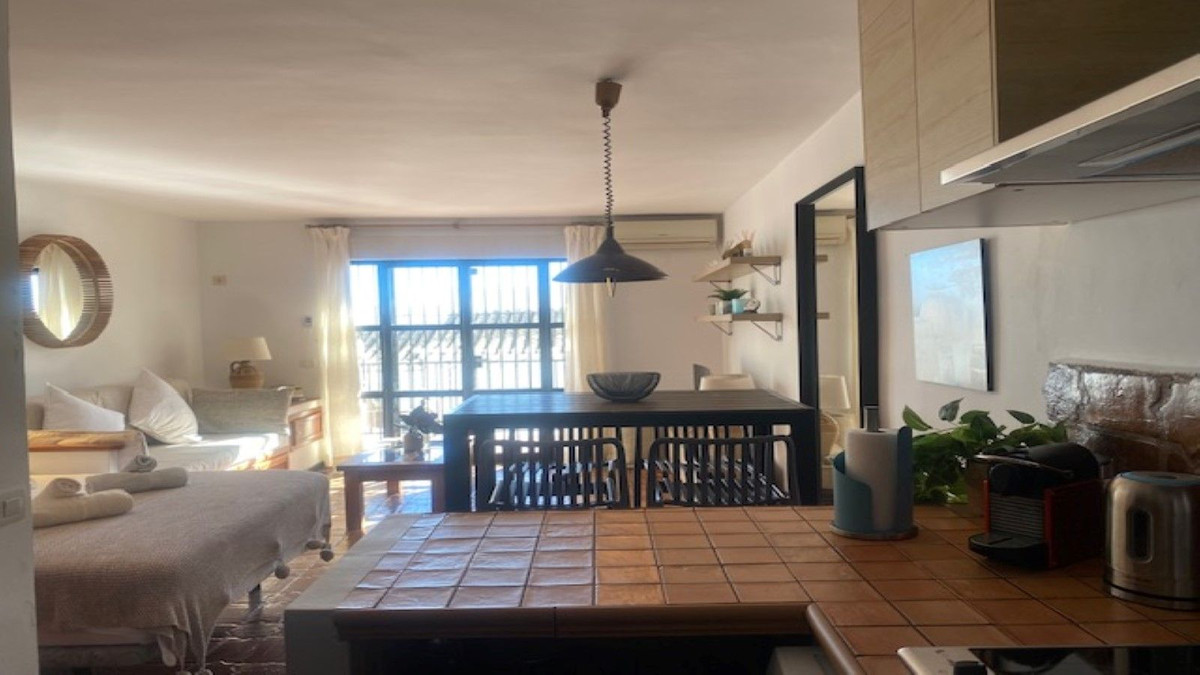 Appartement te koop in Calahonda | 0 slaapkamers H5257819