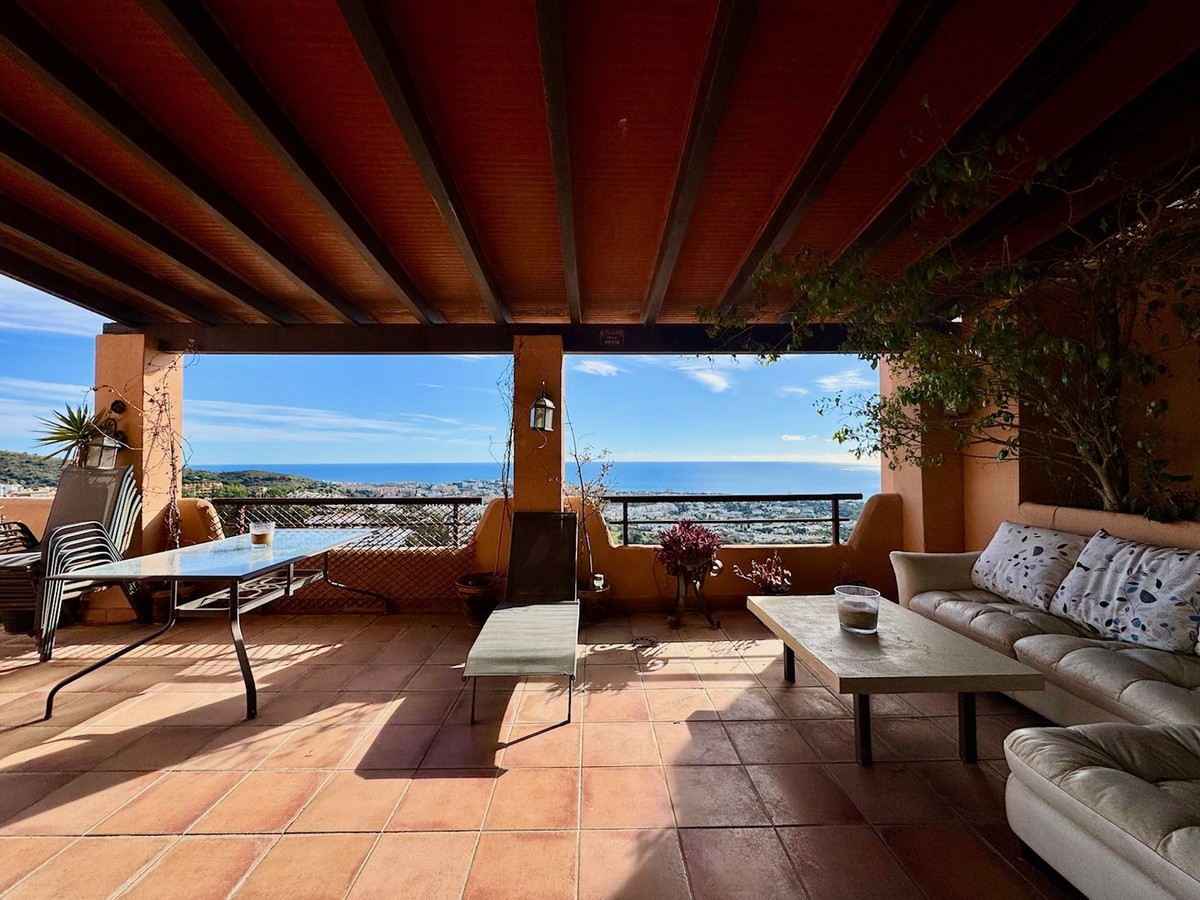 Penthouse te koop in Calahonda | 3 slaapkamers H5257852