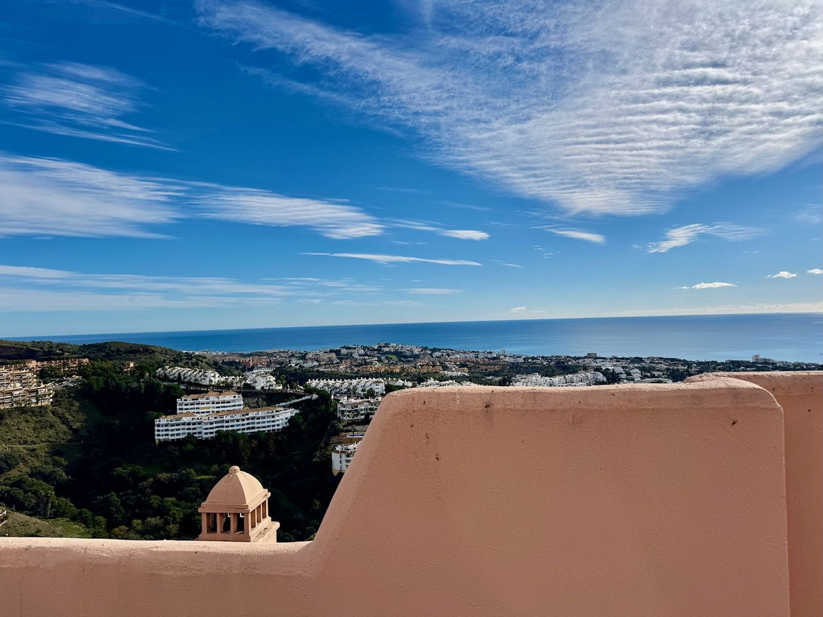 Penthouse te koop in Calahonda | 3 slaapkamers H5257852