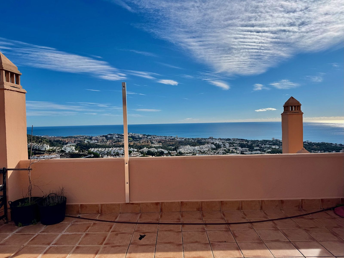 Penthouse te koop in Calahonda | 3 slaapkamers H5257852