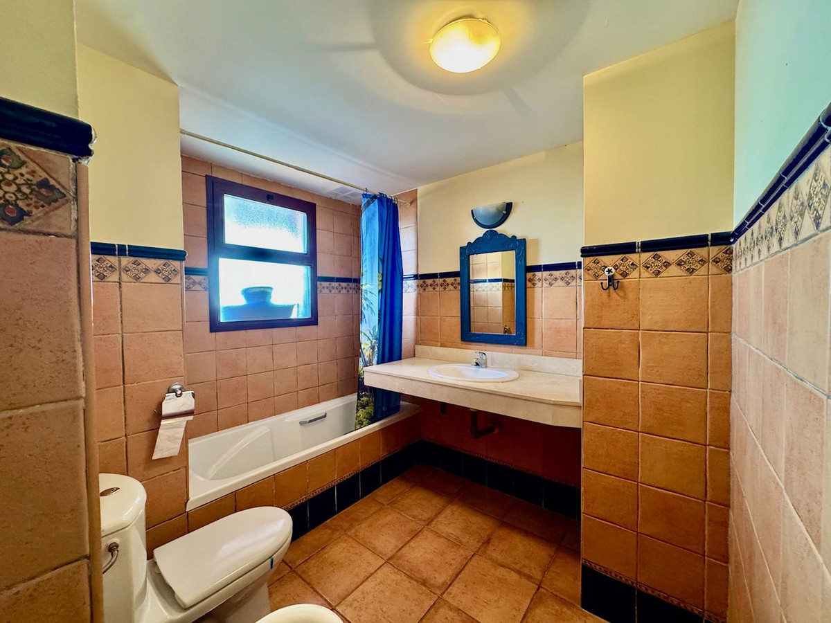 Penthouse te koop in Calahonda | 3 slaapkamers H5257852