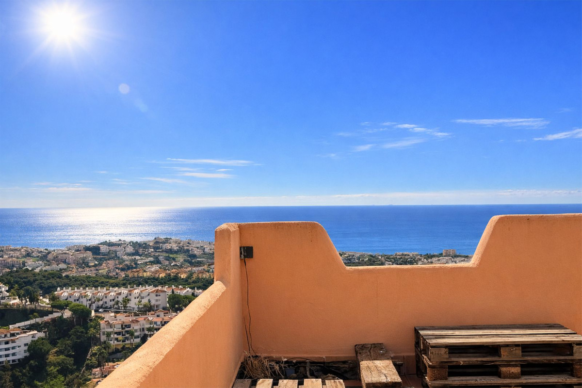 Penthouse te koop in Calahonda | 3 slaapkamers H5257852