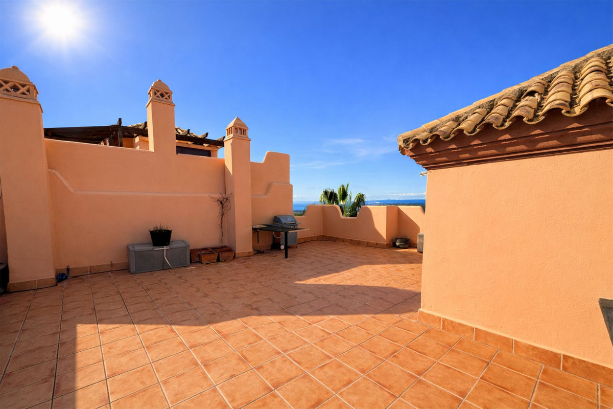 Penthouse te koop in Calahonda | 3 slaapkamers H5257852