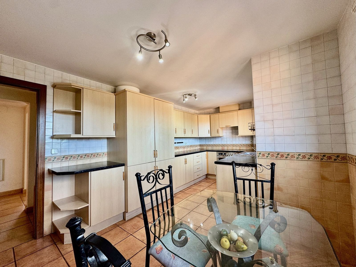 Penthouse te koop in Calahonda | 3 slaapkamers H5257852