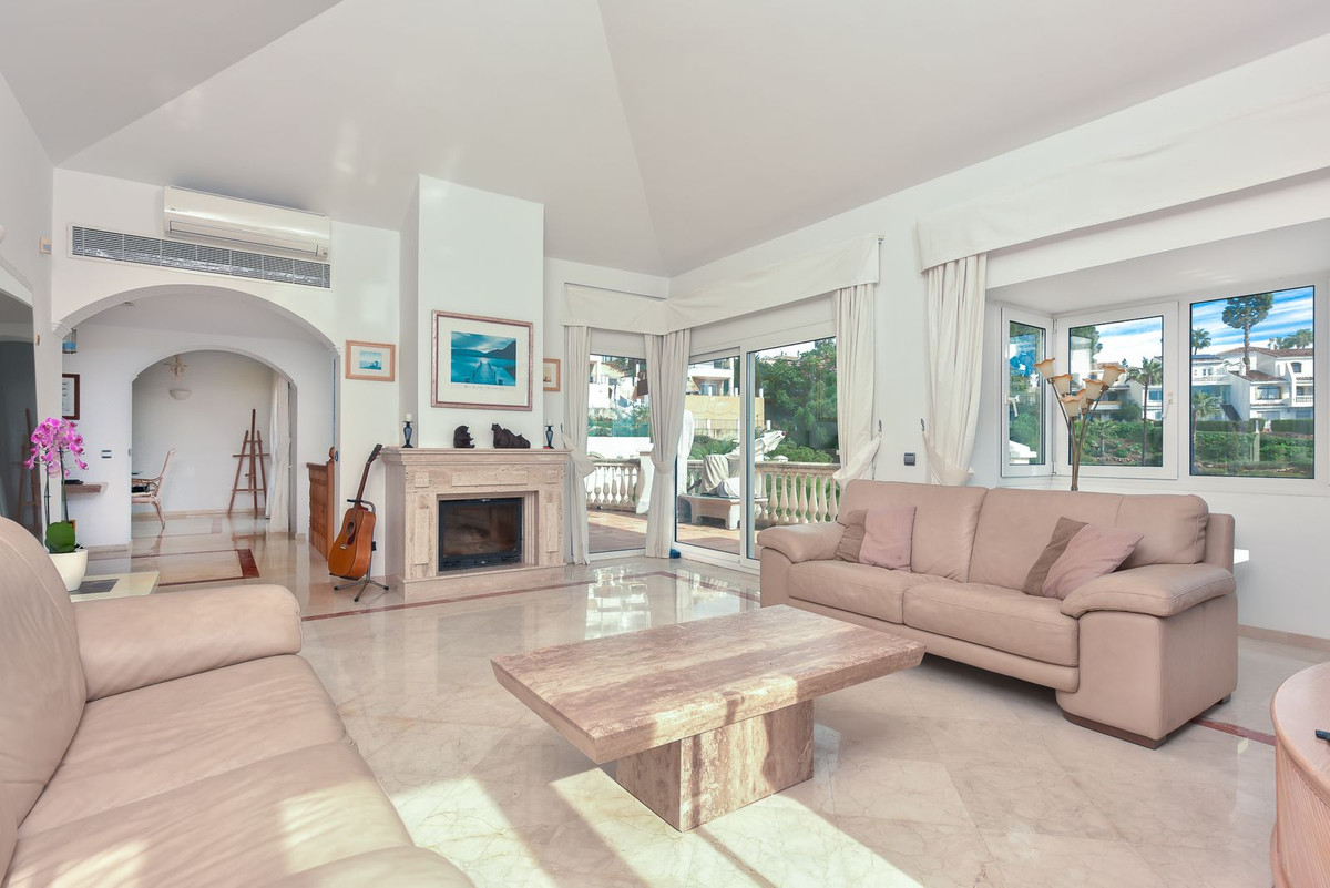 Huis te koop in Calahonda | 3 slaapkamers H5265376