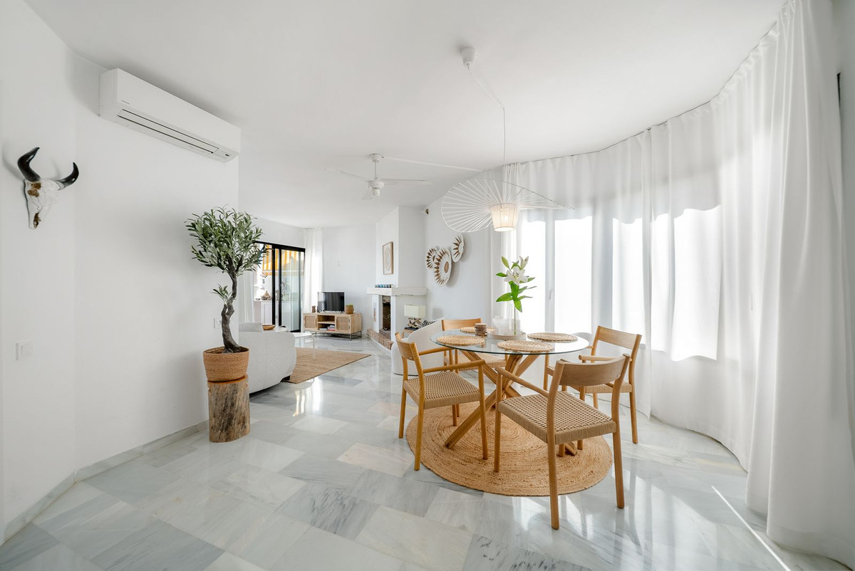 Appartement te koop in Calahonda | 2 slaapkamers H5271448