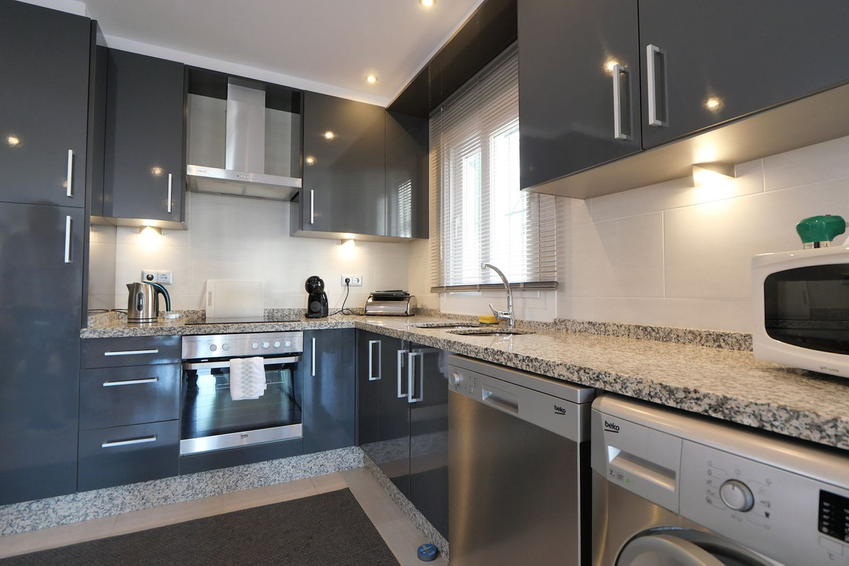 Appartement te koop in Calahonda | 2 slaapkamers H5292907