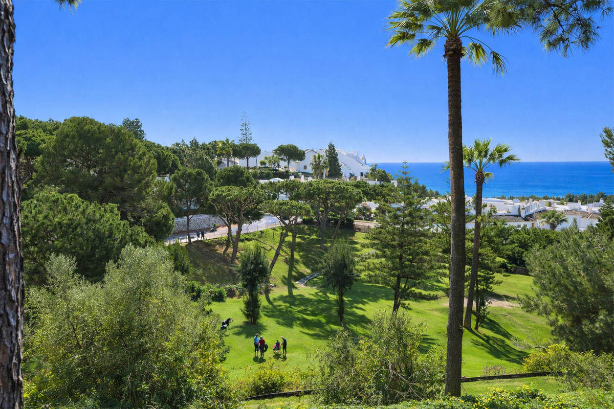 Appartement te koop in Calahonda | 2 slaapkamers H5292907